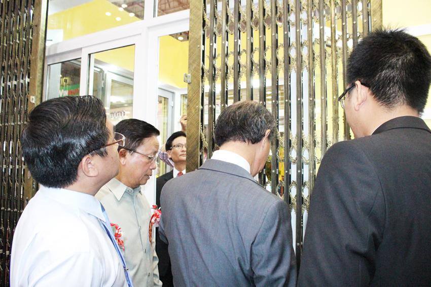 vietbuild - 06 -2015 - mitadoor